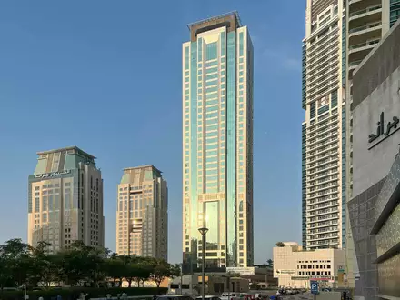 Бизнес-центр Al Habtoor Business Tower