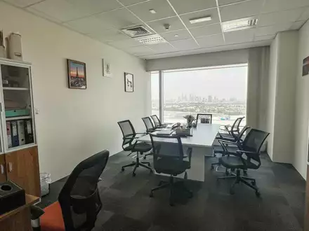 Office 850 sqft